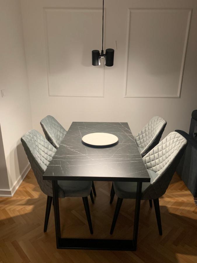 בייאליינה Apartman Geneva מראה חיצוני תמונה