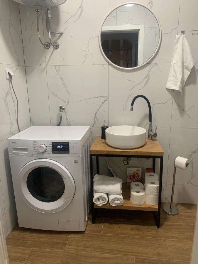 בייאליינה Apartman Geneva מראה חיצוני תמונה